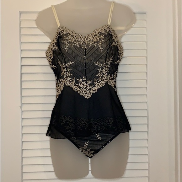 Wacoal | Embrace Lace™ Bra + Brief + Cami set - Picture 5 of 14